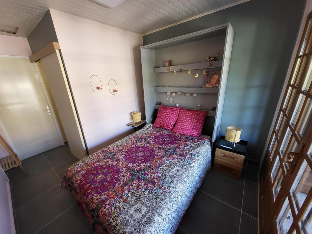 Logement proche de Bordeaux, route des Châteaux Ludon-Médoc Extérieur photo