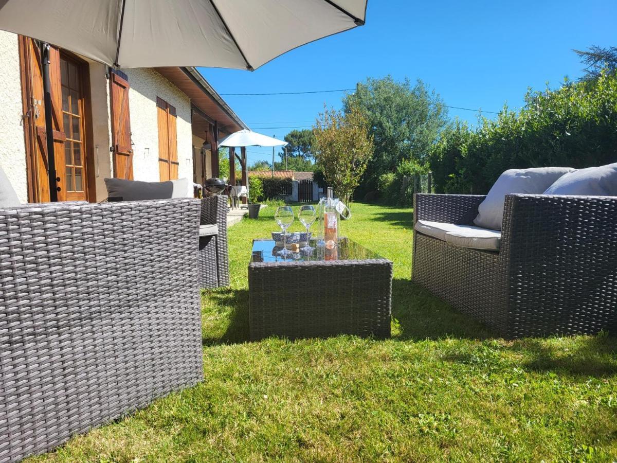 Logement proche de Bordeaux, route des Châteaux Ludon-Médoc Extérieur photo